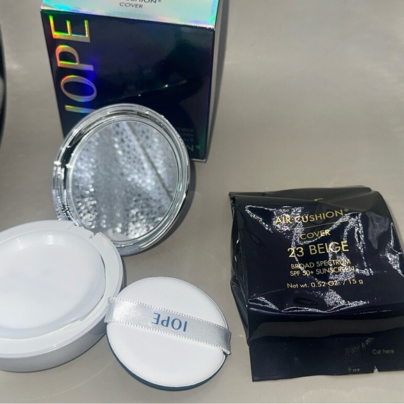 IOPE Air Cushion SPF 50 airbrushed foundation - Beige #23 - Picture 6 of 6